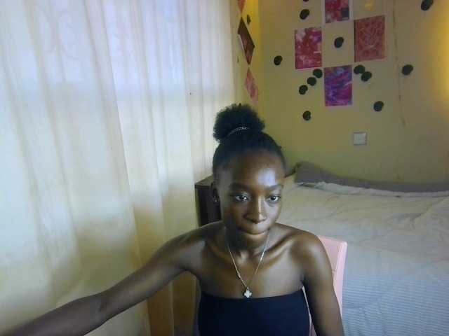 Nadama live cam on BongaCams