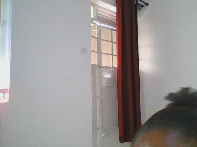 Nadama — live female cam