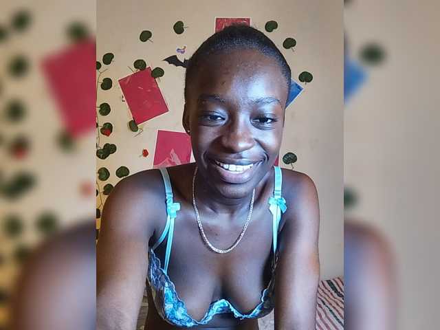 Nadama live cam on BongaCams
