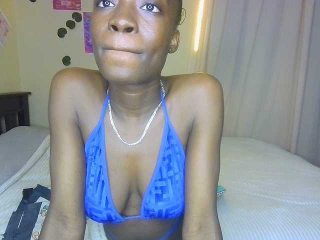 Nadama live cam