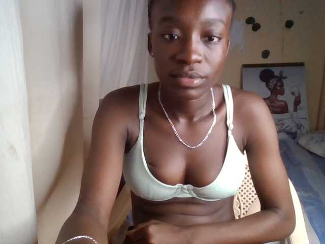 Nadama live cam on BongaCams