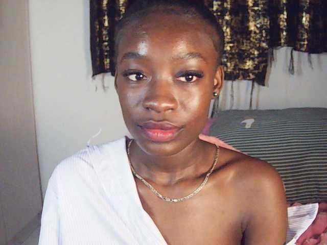 Nadama live cam on BongaCams