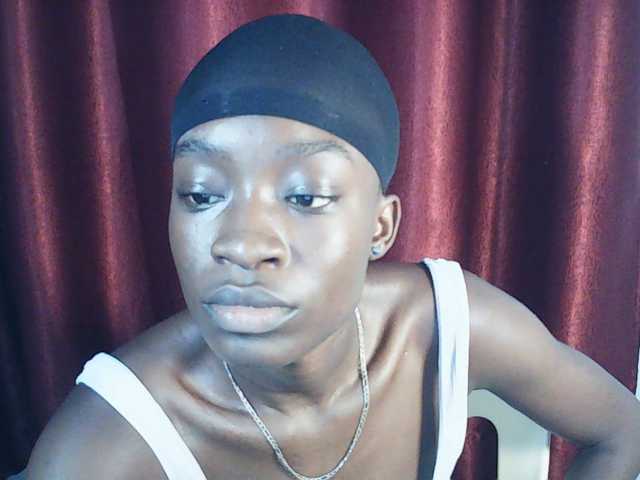 Nadama live cam on BongaCams