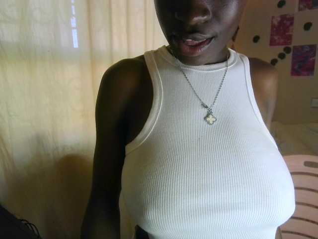 Nadama live cam on BongaCams