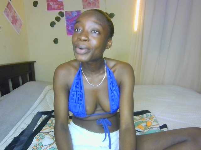 Nadama live webcam show