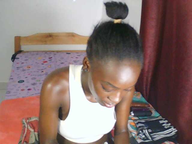 Nadama live cam on BongaCams
