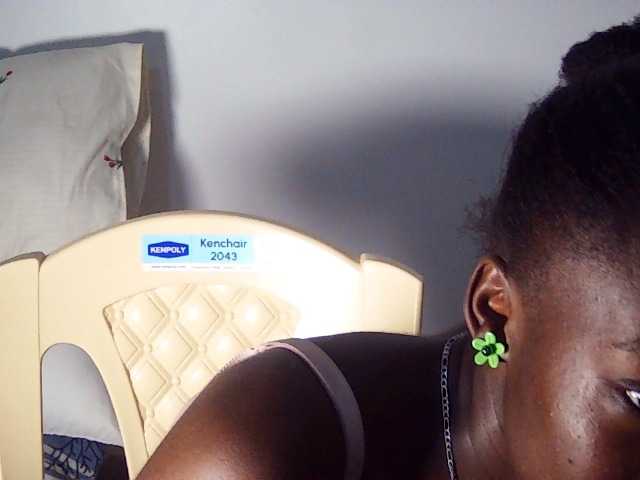 Nadama live cam on BongaCams