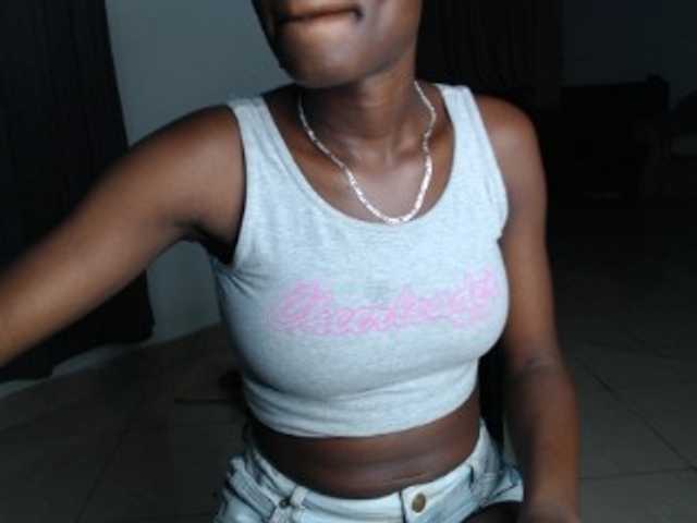 Nadama live cam on BongaCams