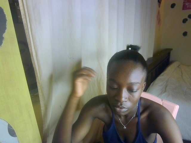 Nadama live cam on BongaCams