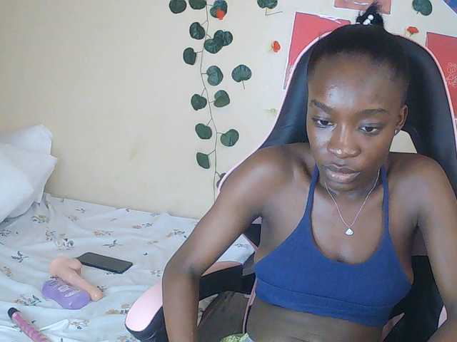 Nadama live cam on BongaCams