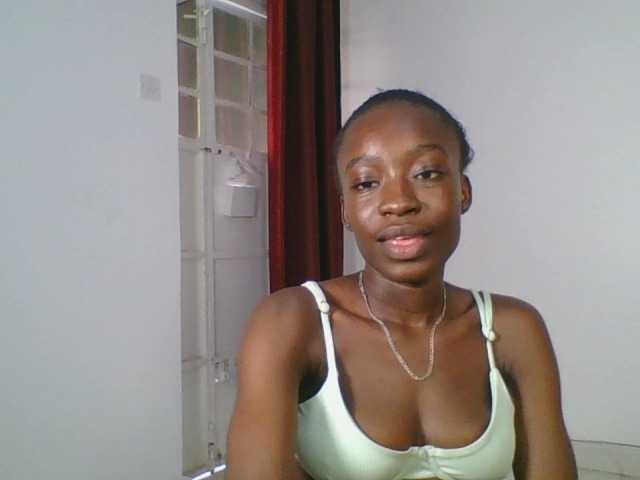Nadama live cam on BongaCams