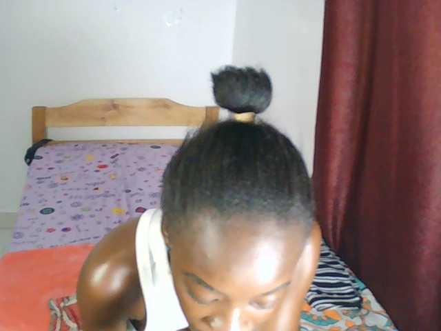 Nadama live cam on BongaCams