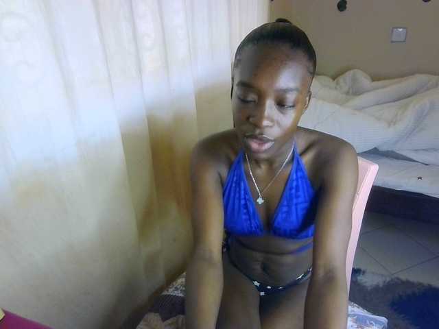 Nadama live cam on BongaCams