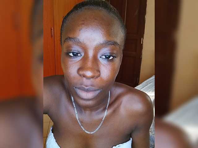 Nadama live cam on BongaCams