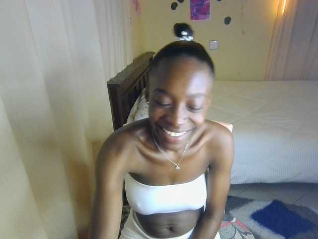 Nadama live cam on BongaCams