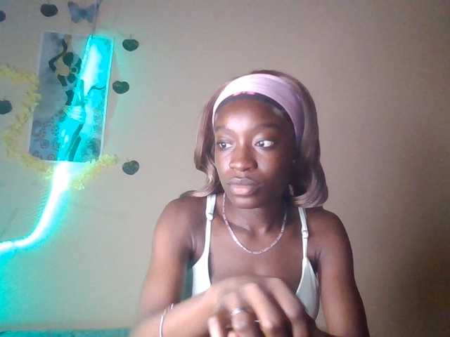 Nadama live cam on BongaCams
