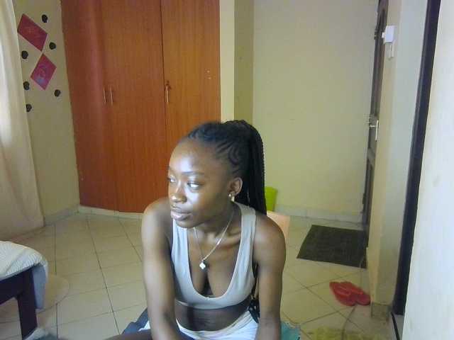 Nadama live cam on BongaCams