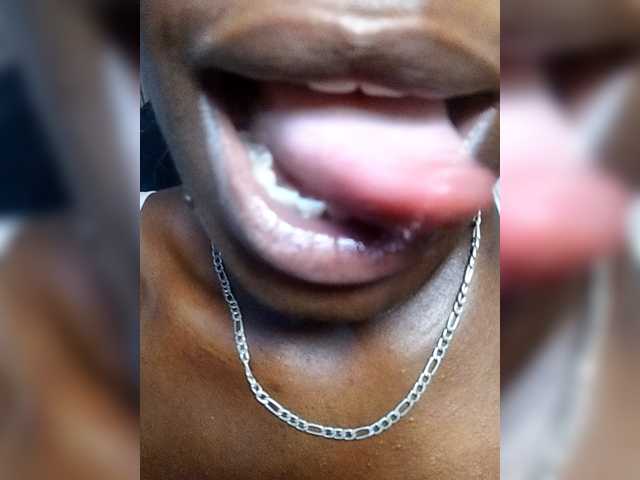 Nadama live cam on BongaCams