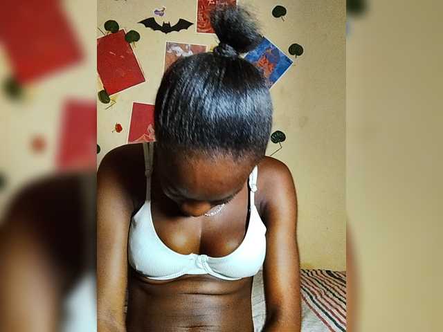 Nadama live cam on BongaCams