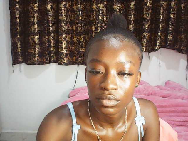 Nadama live cam on BongaCams