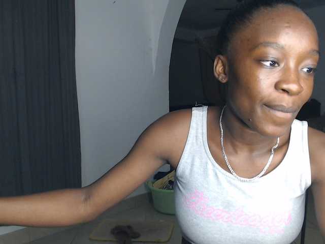 Nadama live cam on BongaCams