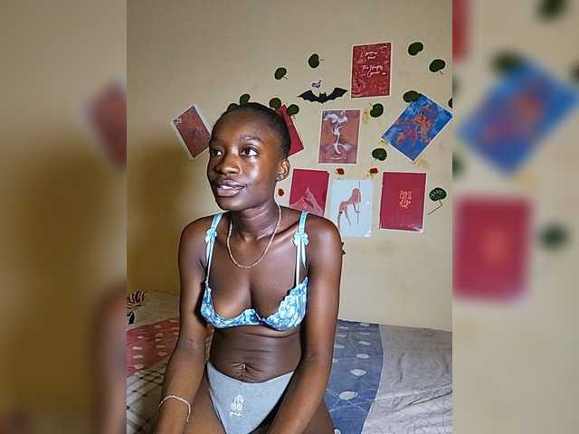 Nadama live cam on BongaCams
