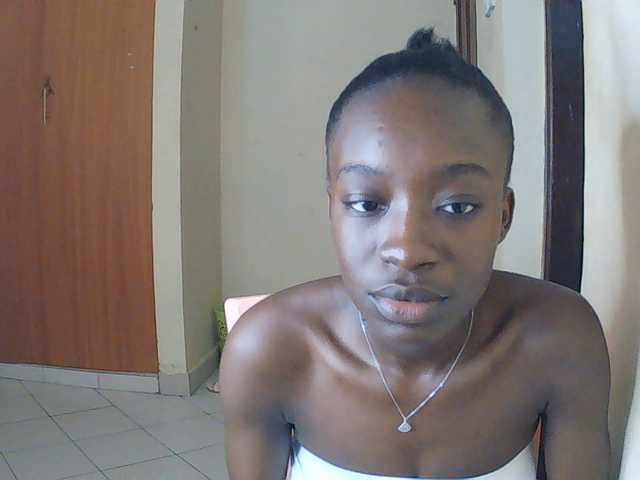 Nadama live cam on BongaCams