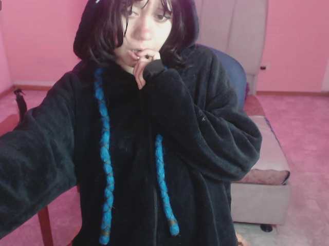 violetdreams-1 live cam on BongaCams