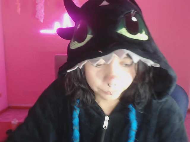 violetdreams-1 live cam on BongaCams