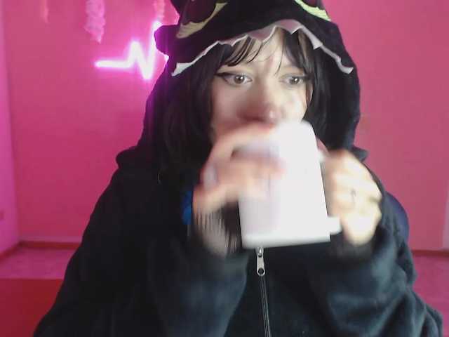 violetdreams-1 live cam on BongaCams