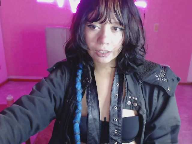 violetdreams-1 live webcam show