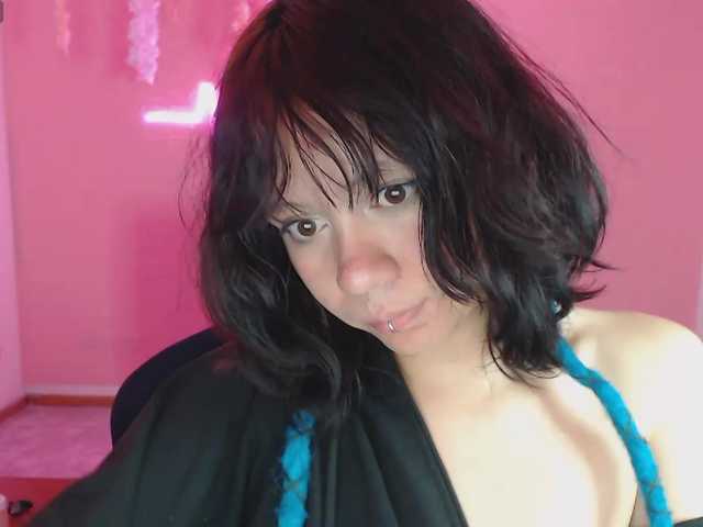 violetdreams-1 live webcam show
