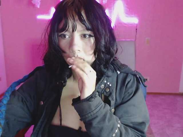 violetdreams-1 live webcam show