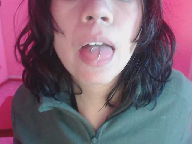 violetdreams-1 live cam on BongaCams
