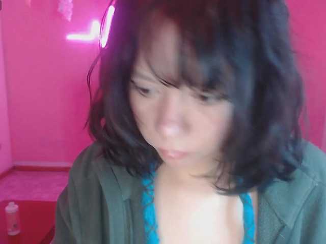 violetdreams-1 live cam on BongaCams