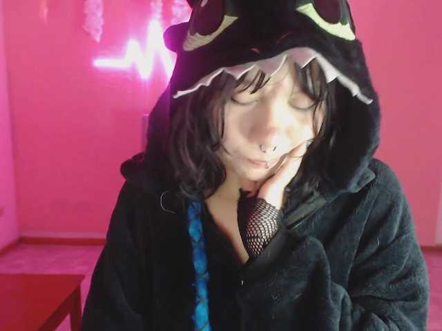 violetdreams-1 live cam on BongaCams