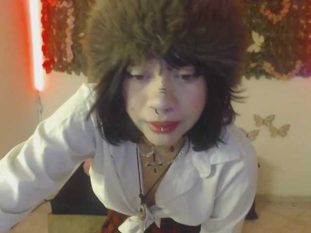 violetdreams-1 live cam on BongaCams
