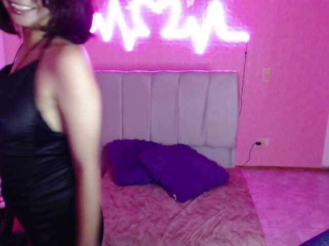 violetdreams-1 live cam on BongaCams