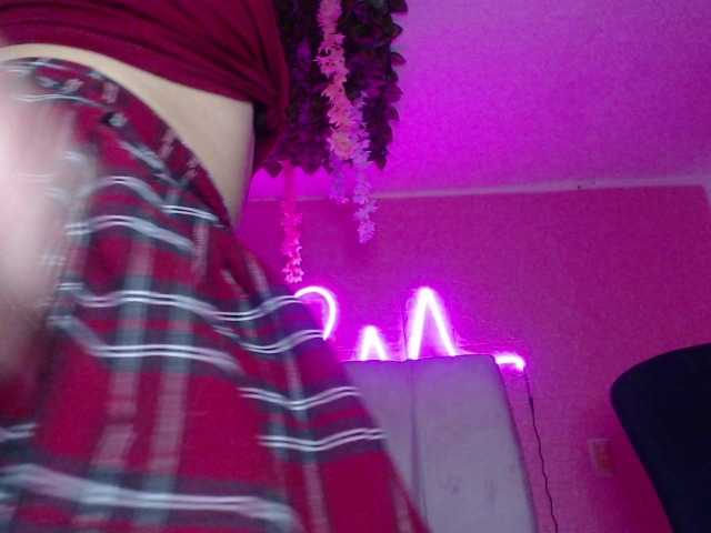 violetdreams-1 live cam on BongaCams