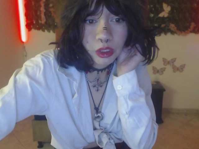 violetdreams-1 live cam on BongaCams