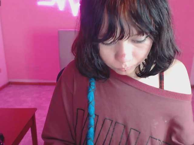 violetdreams-1 live webcam show