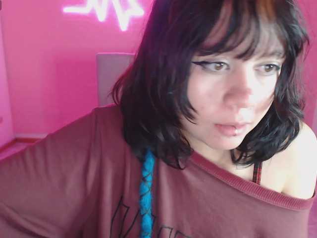 violetdreams-1 live webcam show