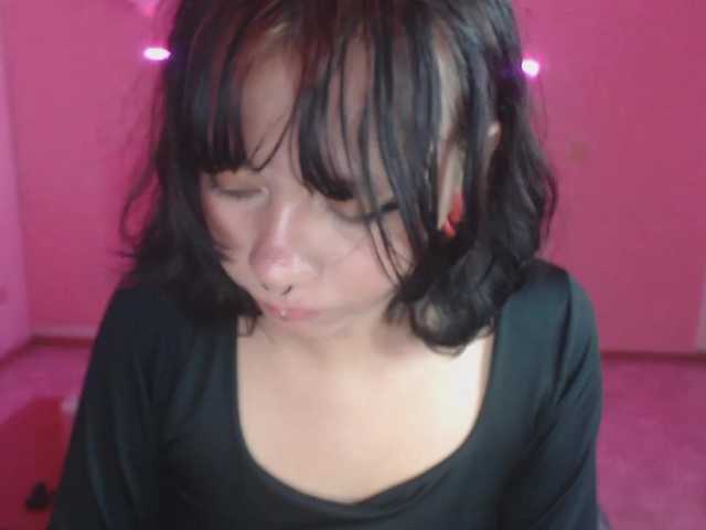 violetdreams-1 live cam on BongaCams