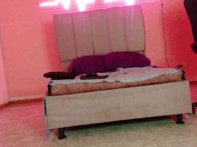 violetdreams-1 webcam