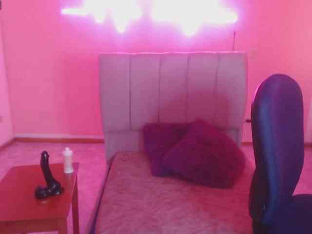 violetdreams-1 webcam