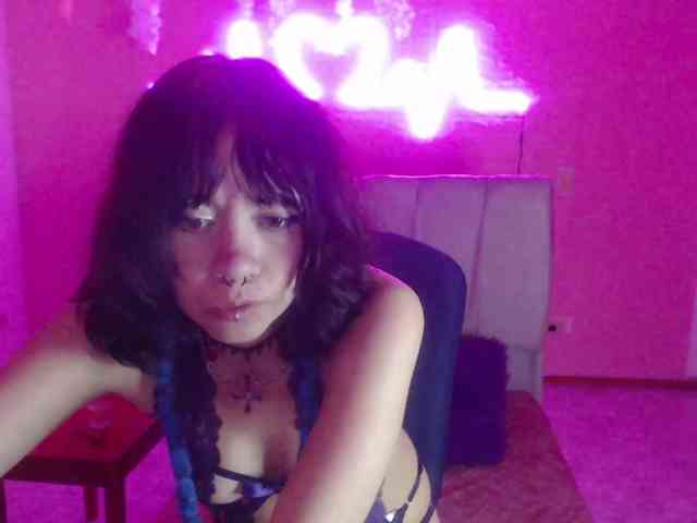 violetdreams-1 webcam