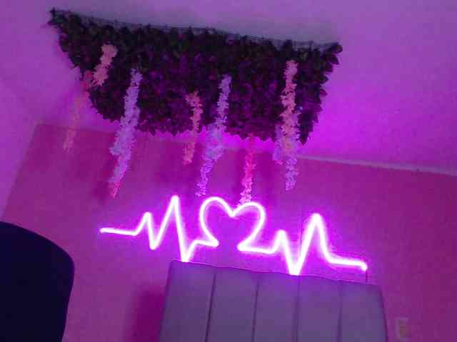 violetdreams-1 webcam
