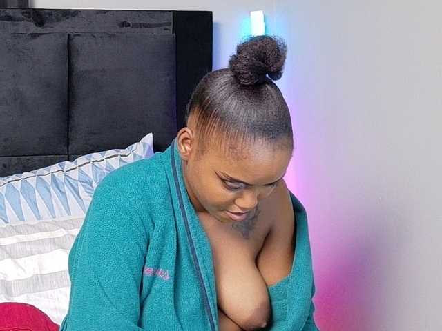 SavageTyra Live-Cam auf BongaCams