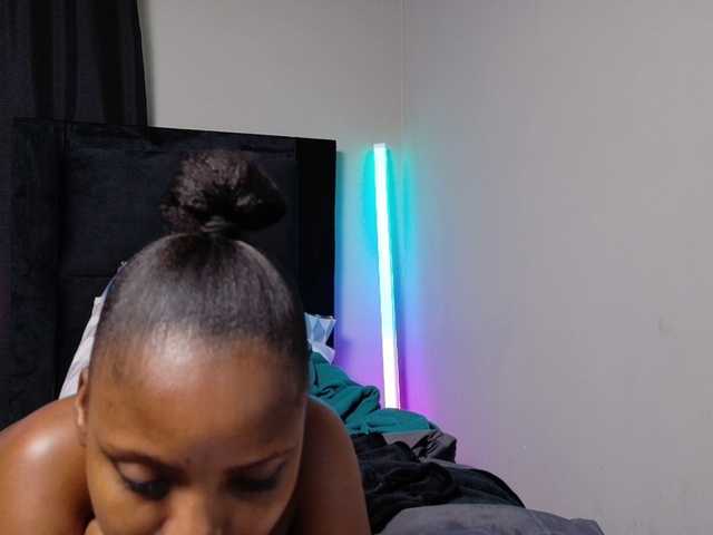 SavageTyra live cam on BongaCams