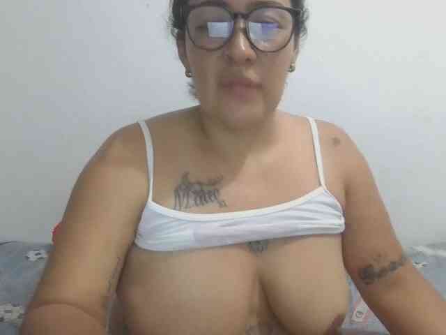Lola-fire69 webcam